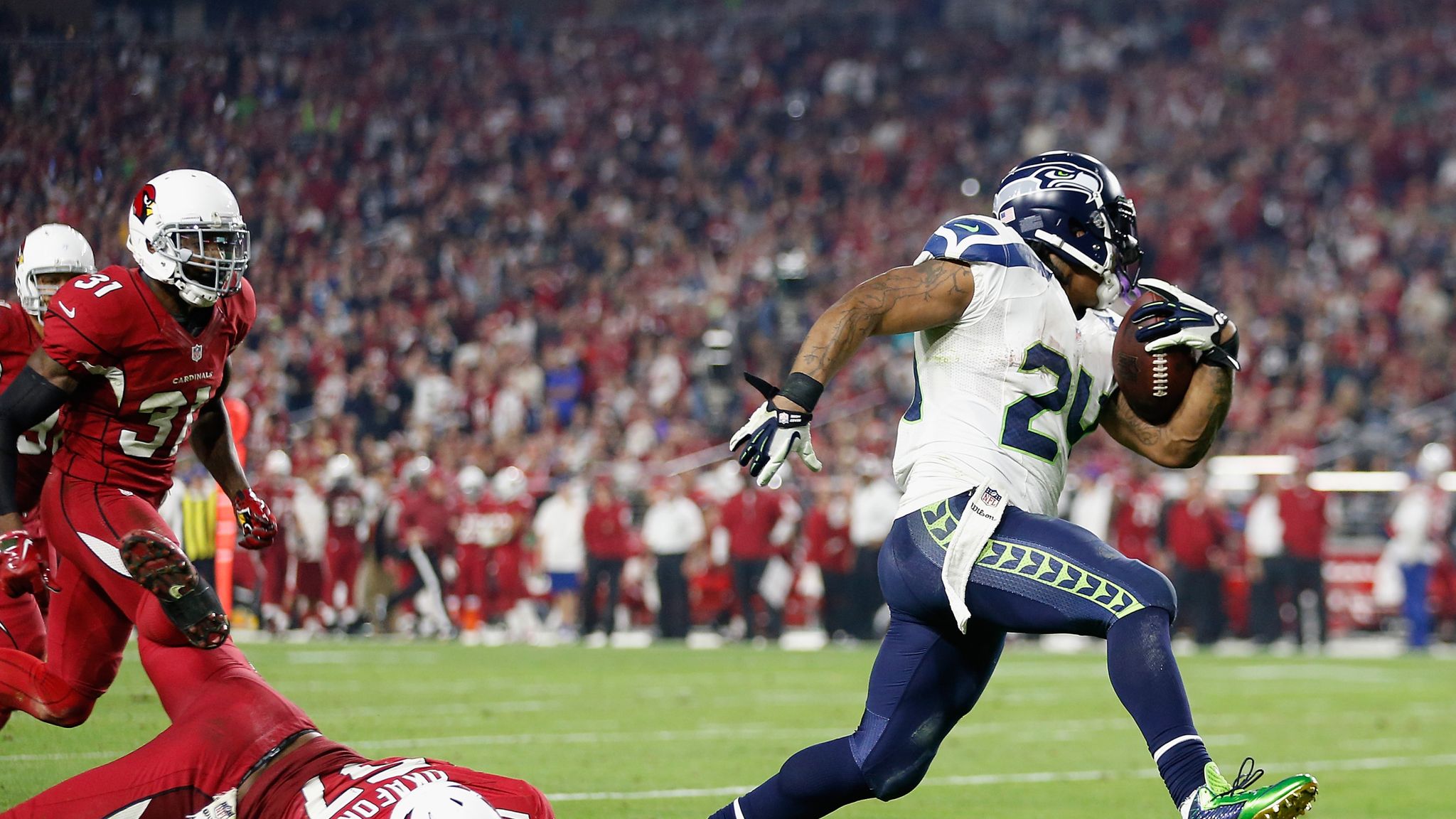 Seahawks stunned in final seconds, lose Super Bowl 28-24