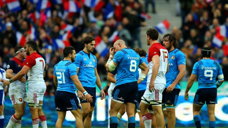 France limped past Italy in Paris