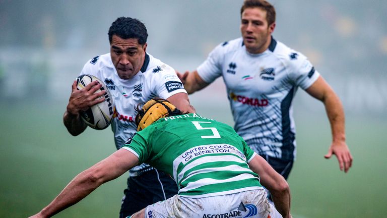 Mils Muliaina starts at full-back against his former side