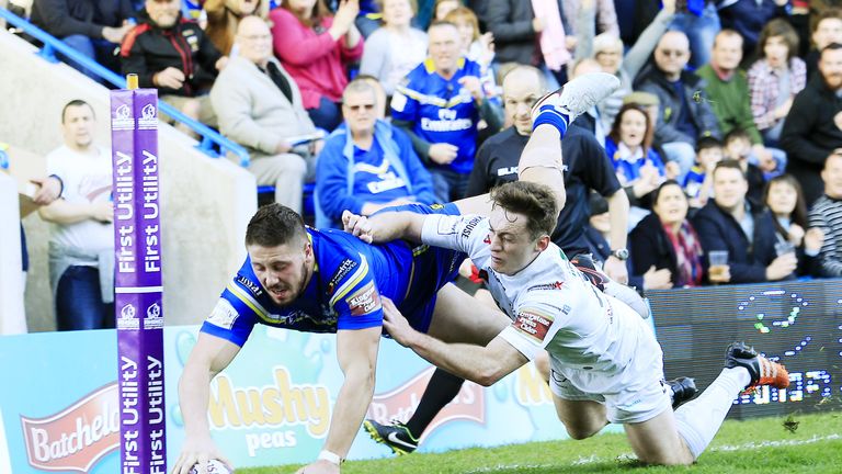 The win takes Warrington above their local rivals at the top of the Super League table