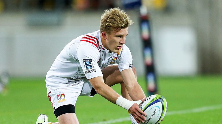 Damian McKenzie returns at full-back for the Chiefs