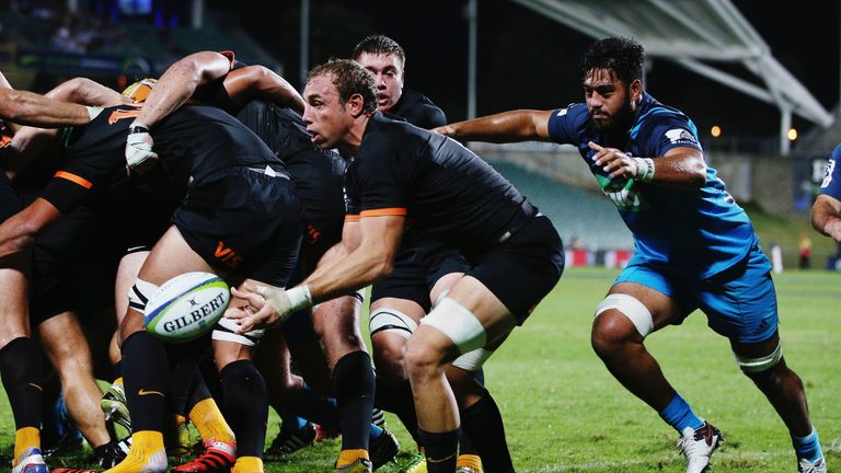 Leonardo Senatore (pictured passing the ball) scored three tries for the Jaguares against the Kings
