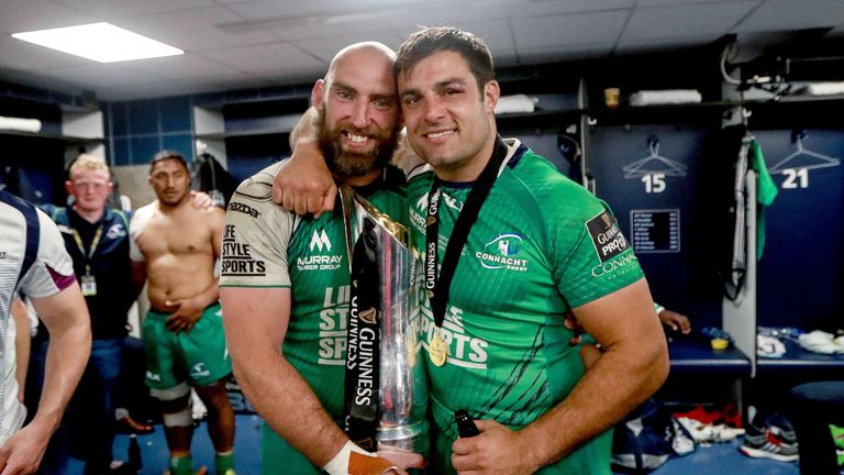 Connacht's John Muldoon (L) and Ronan Loughney celebrates