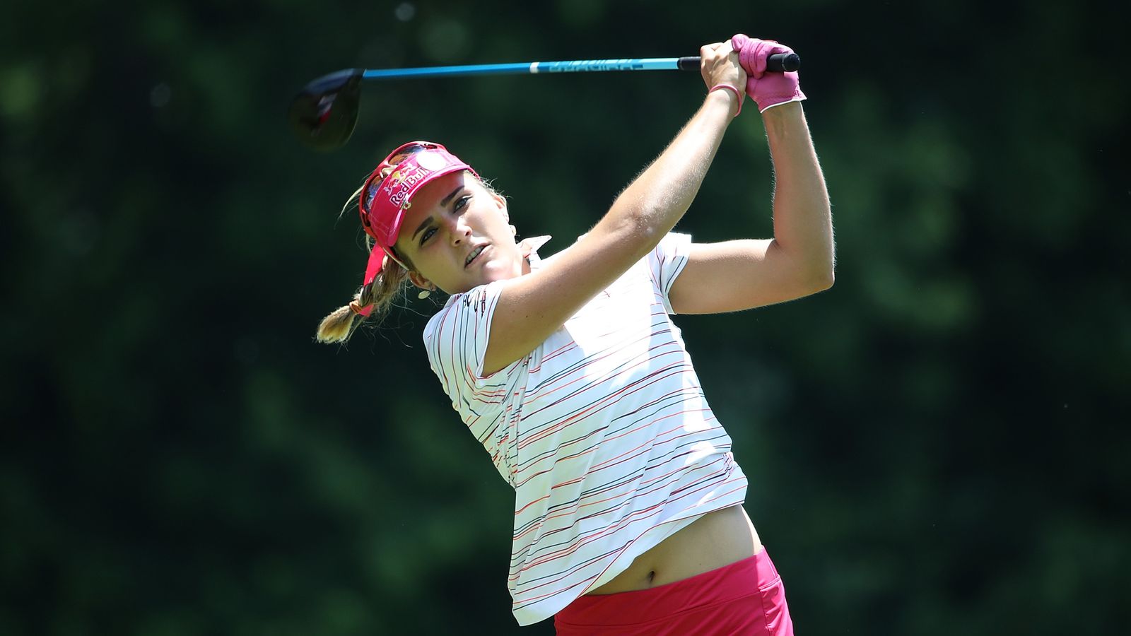 Lexi Thompson Holds Lead At Meijer LGPA Classic Despite Back Injury 