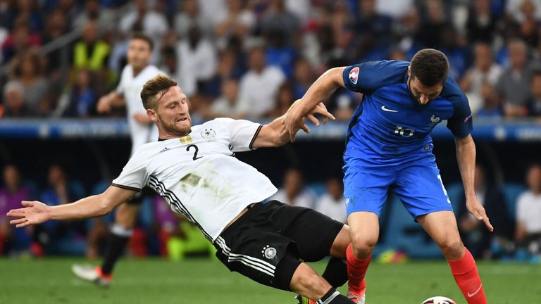 Centre-back Shkodran Mustafi is a target for Arsenal, according to Sky Germany