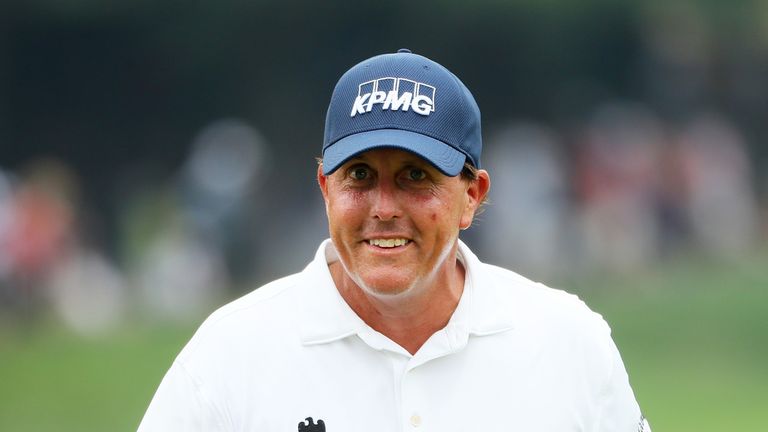 Phil Mickelson says his expectations have risen after a good year