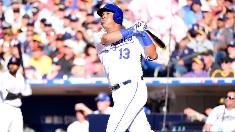 Salvador Perez hits a home run in the all-star game