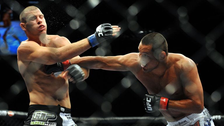 Dan Henderson (R) brutally knocked out Michael Bisping Bisping seven years ago