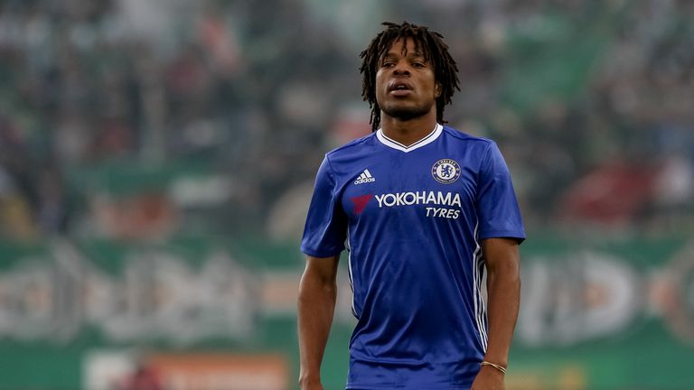 Crystal Palace striker Loic Remy has returned to Chelsea to receive treatment on a thigh injury