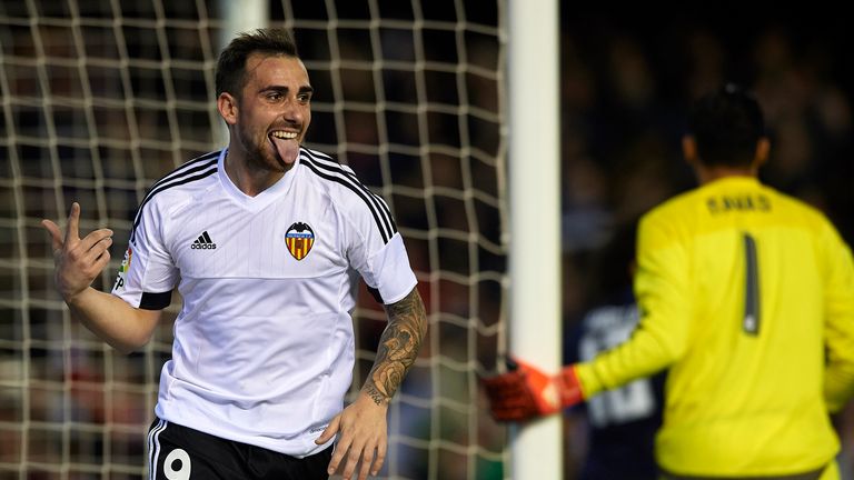 Sporting director Robert Fernandez confirms Barca's interest in Paco Alcacer