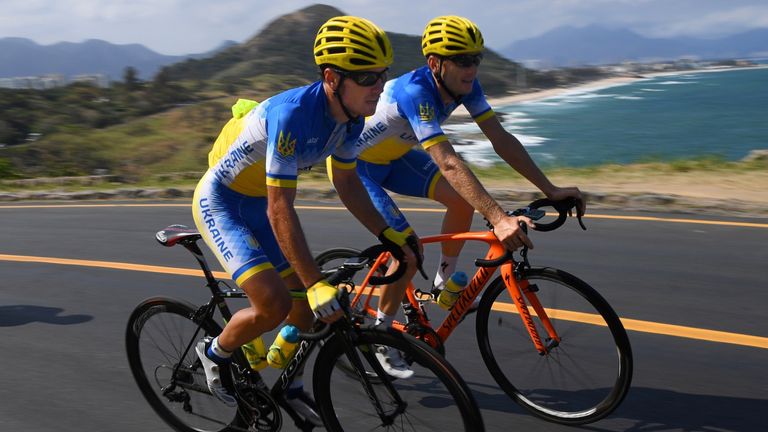 Ukraine will wear a yellow, blue and white hybrid