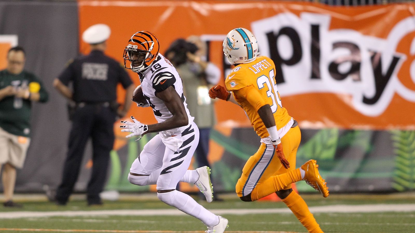 A.J. Green has big game as Bengals dominate Dolphins 22-7