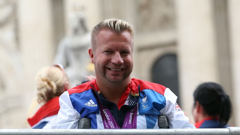 Lee Pearson will carry ParalympicsGB's flag at the opening ceremony in Rio