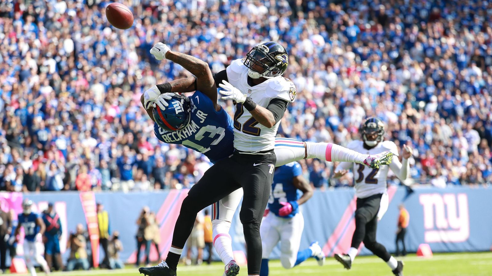 Odell Beckham Jr scores touchdown for New York Giants and celebrates in