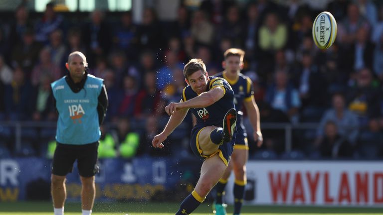 Tom Heathcote's 40th-minute penalty gave Worcester an 8-3 half-time lead
