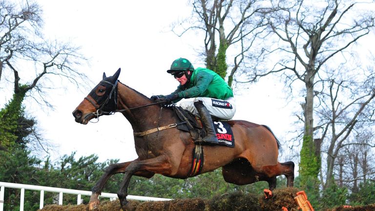 Big runs clash in Irish Arkle at Leopardstown