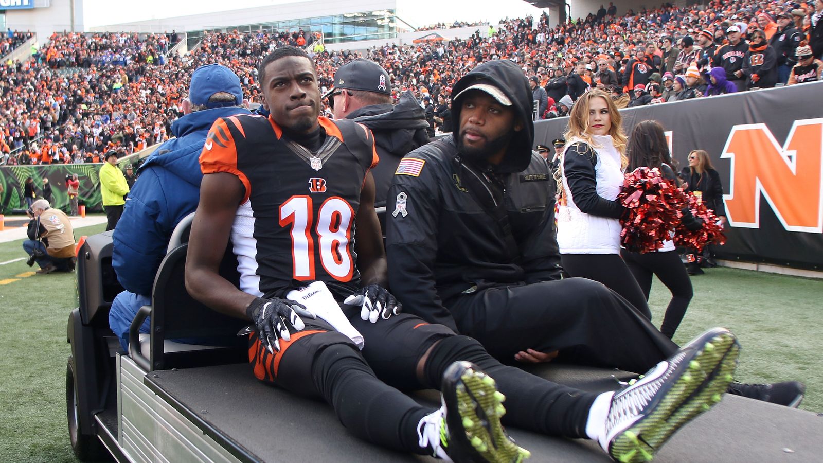 Cincinnati Bengals duo A.J. Green and Gio Bernard suffer possible