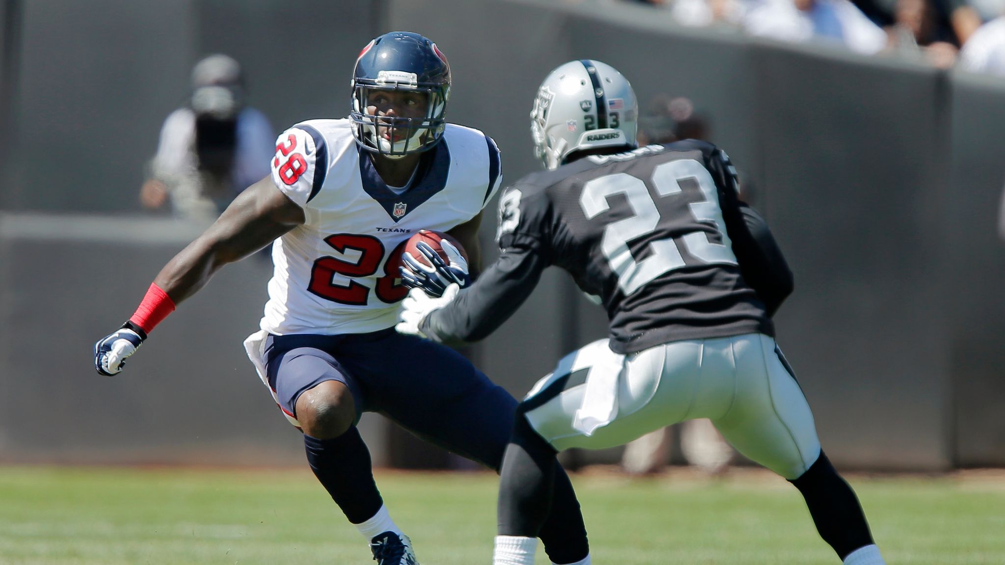 4,431 Houston Texans V Oakland Raiders Stock Photos, High-Res Pictures, and  Images - Getty Images