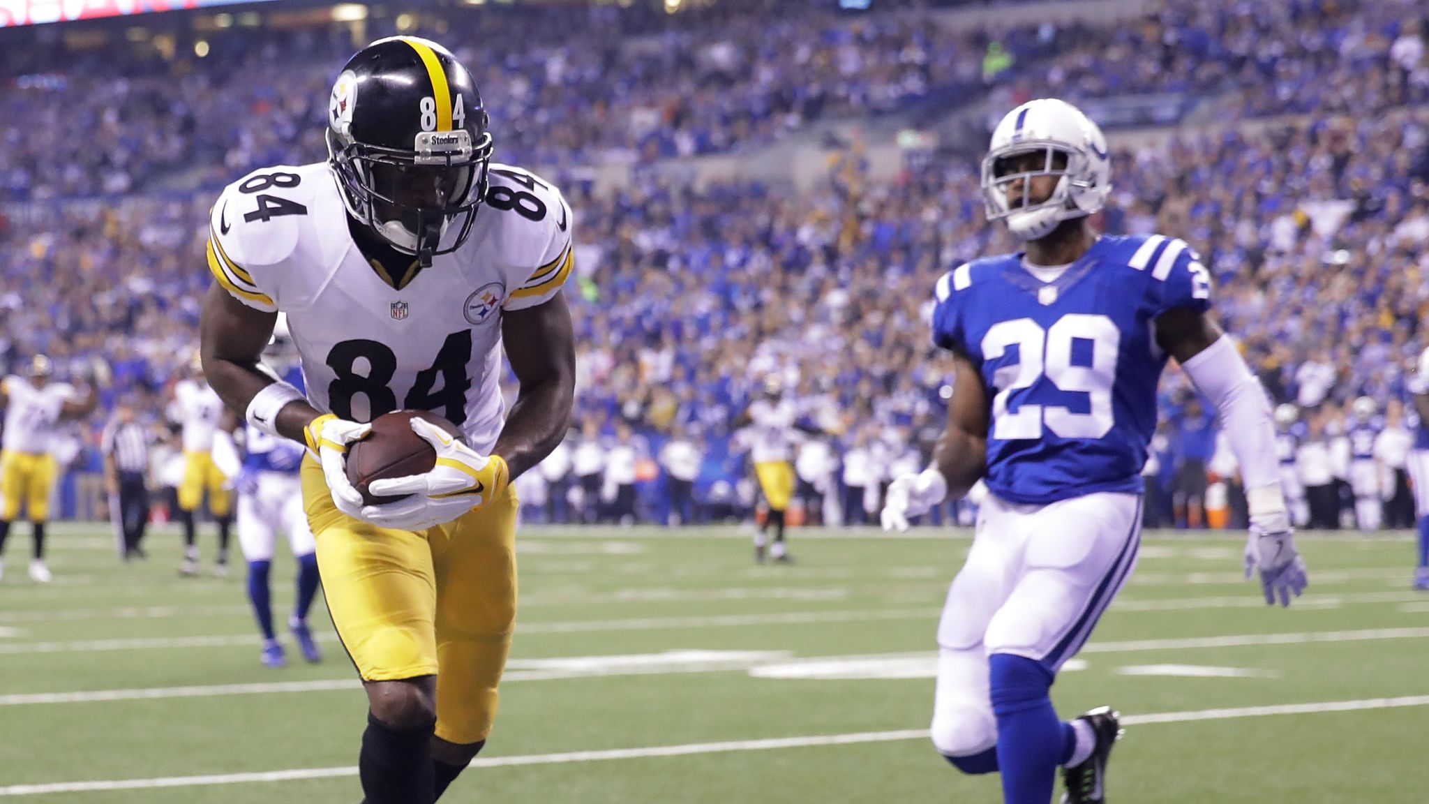 Indianapolis Colts can't keep up with Pittsburgh Steelers, fall 28-7