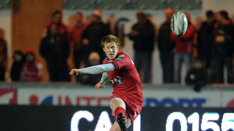 Scarlets' Rhys Patchell converts his side's first try