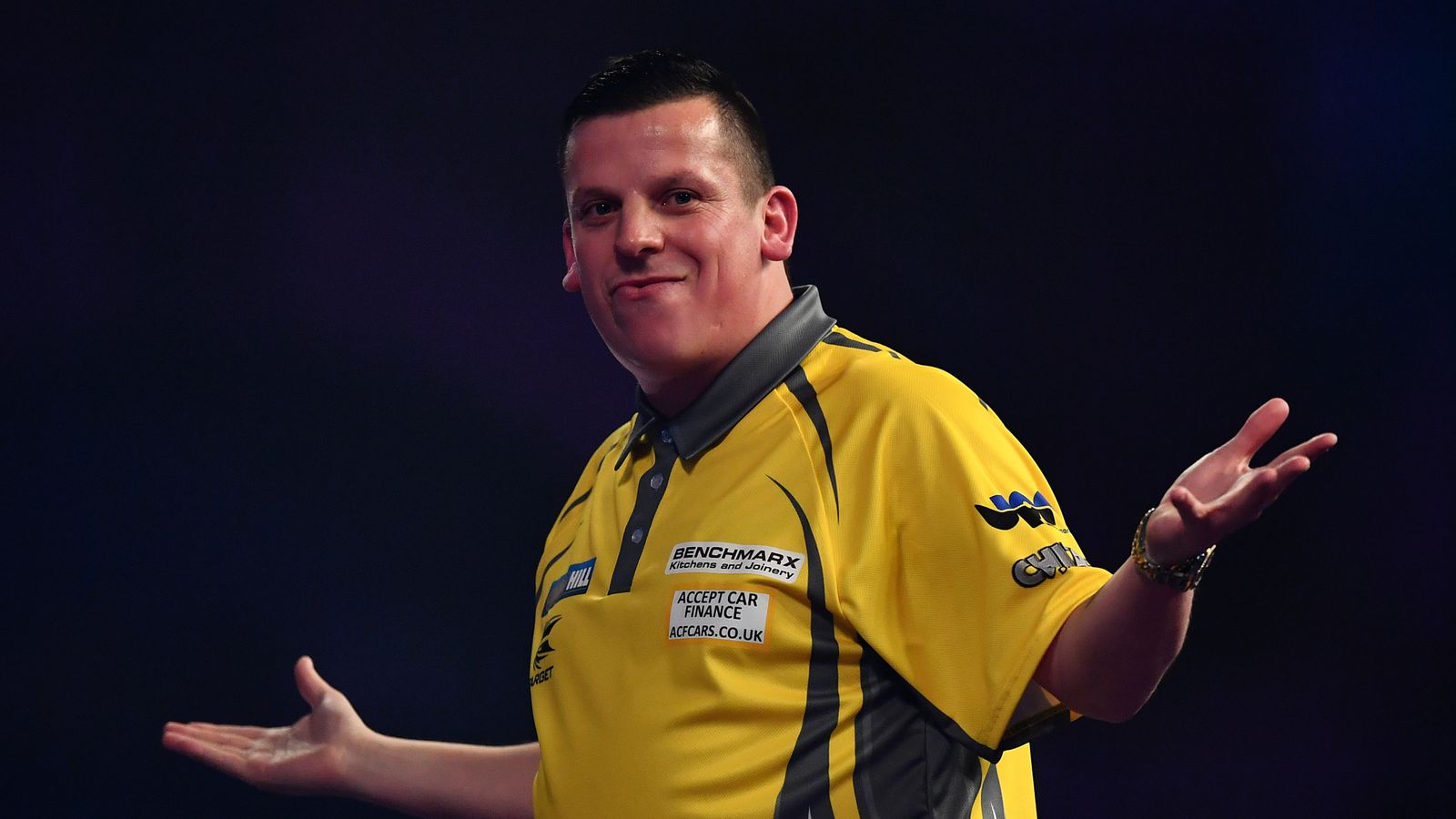 dave chisnall t shirt