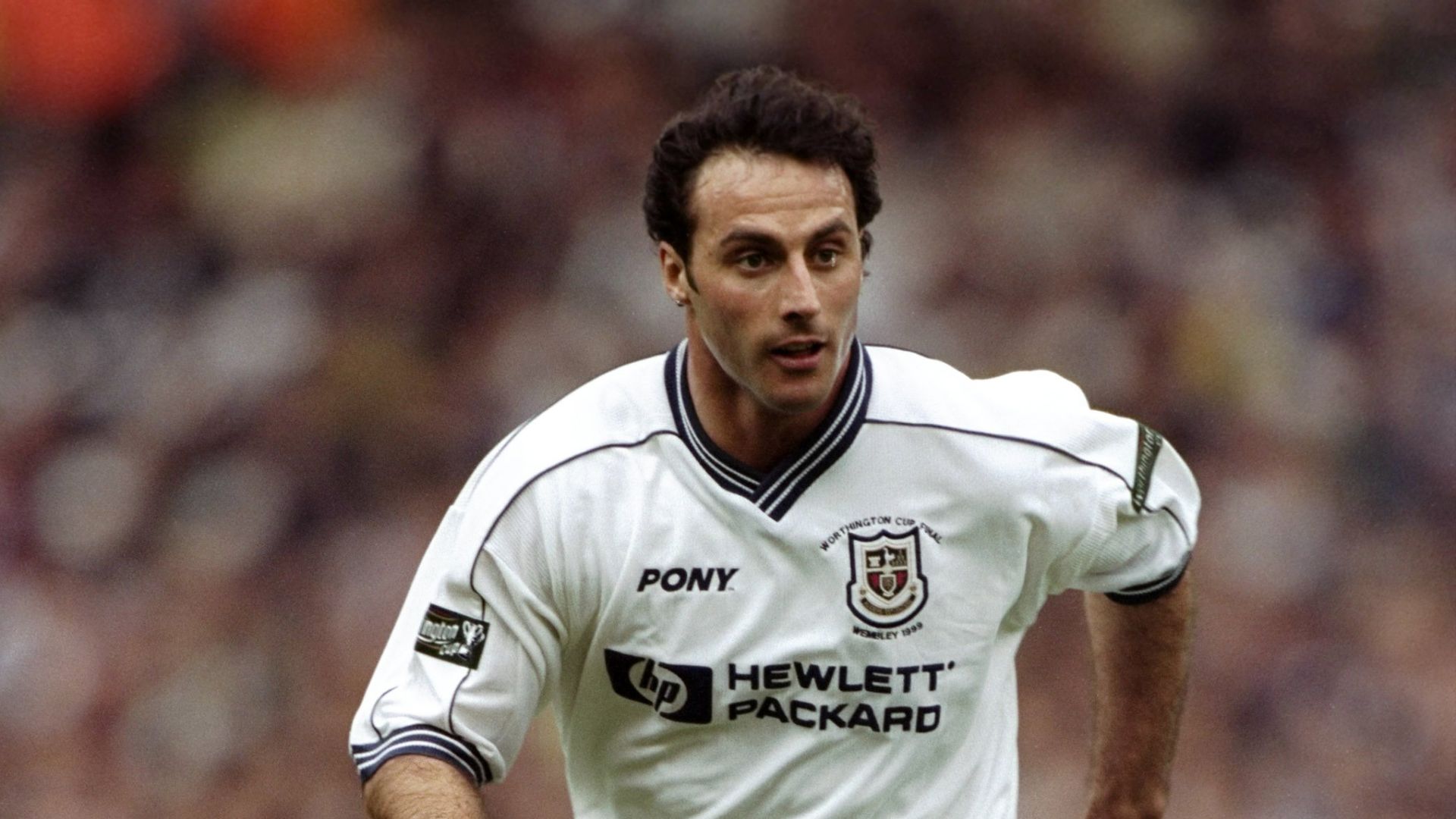 Ex-Spurs, Celtic and Switzerland defender Vega to stand against Infantino