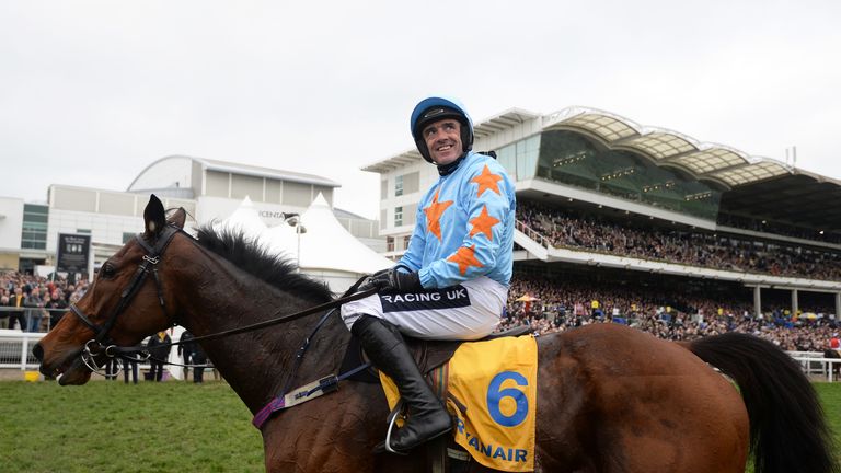 Un De Sceaux: Tops field of seven in Ryanair Chase