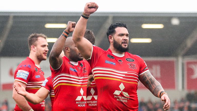  Ben Murdoch-Masila (R) scored a try in each half against Widnes