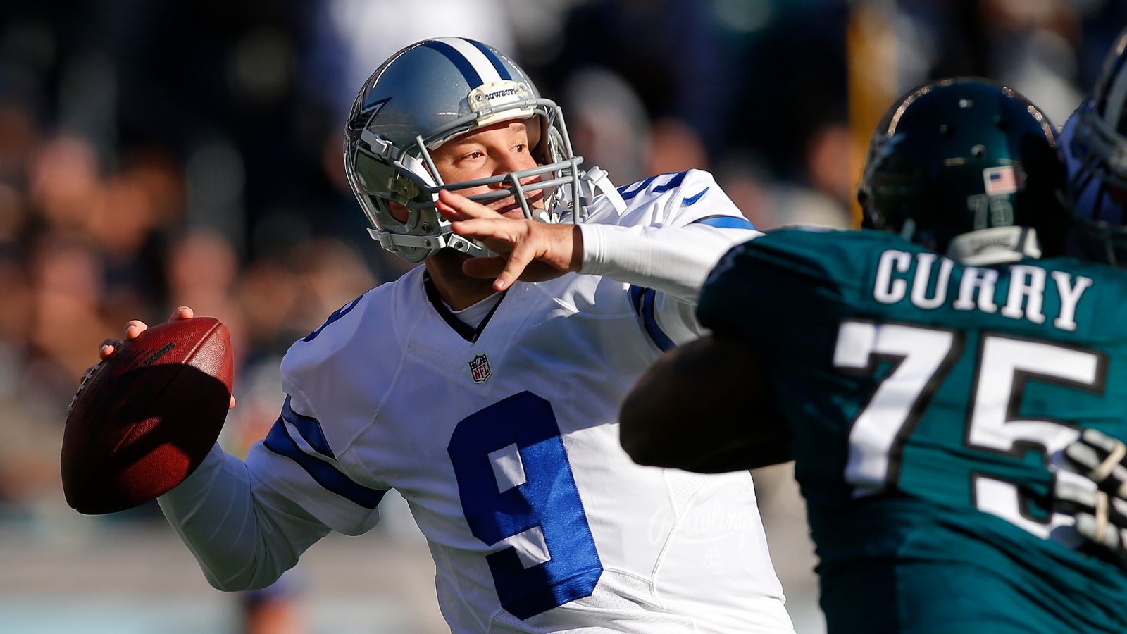 Tony Romo's fourth-quarter touchdown pass leads Dallas Cowboys past  Philadelphia Eagles, 20-16 