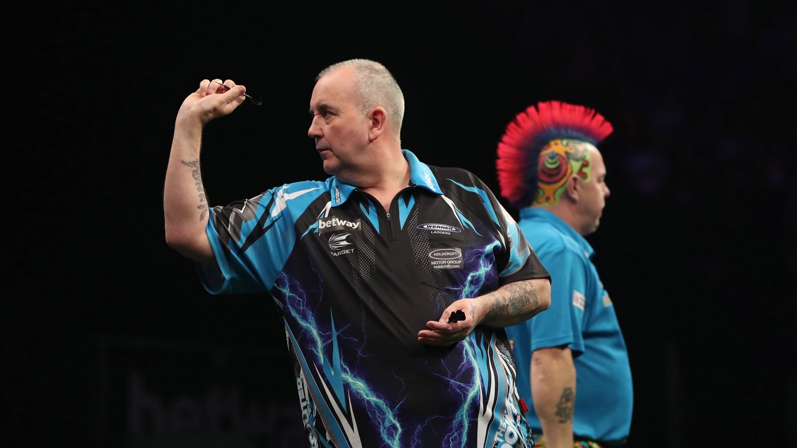 Peter Wright and Michael van Gerwen battle into Premier League Darts ...