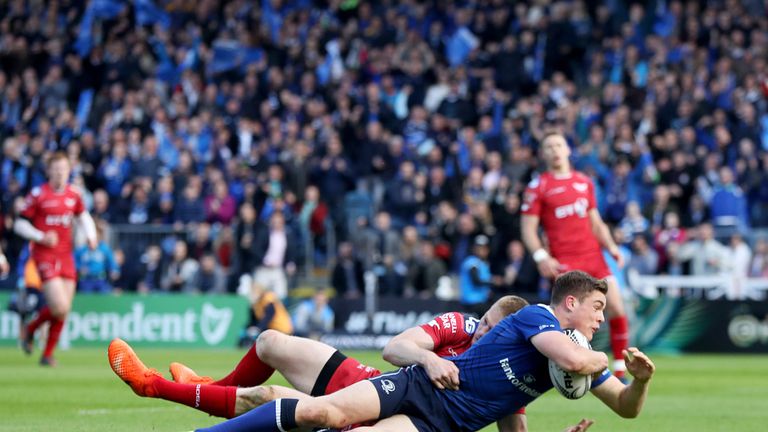 Garry Ringrose goes over for his side's first try of the match