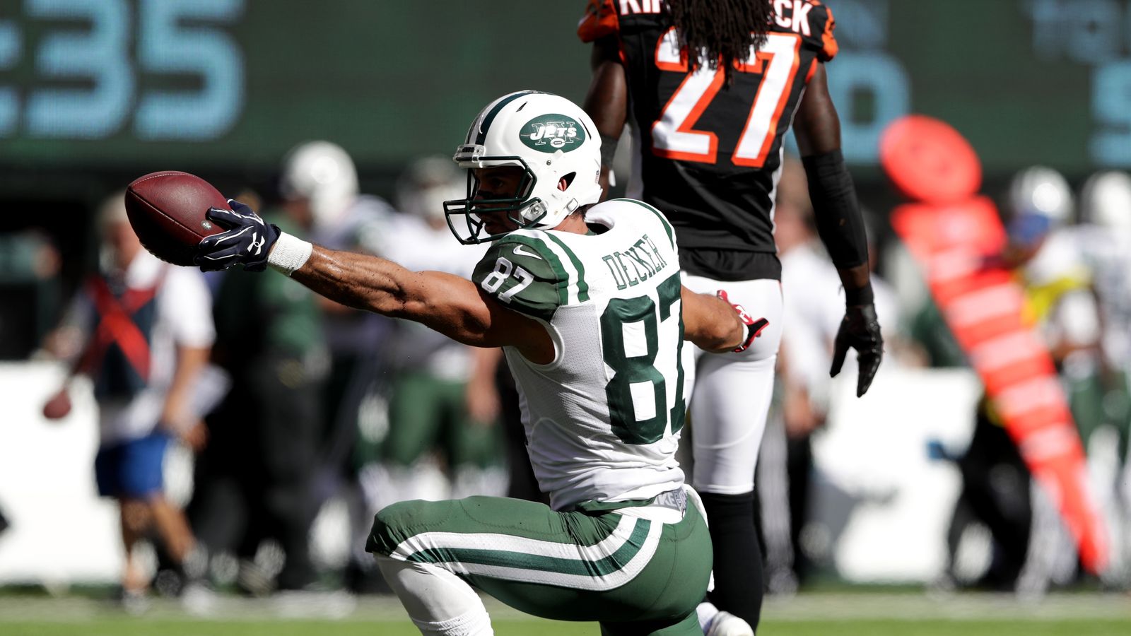 Eric Decker, New York Jets agree to 5-year contract