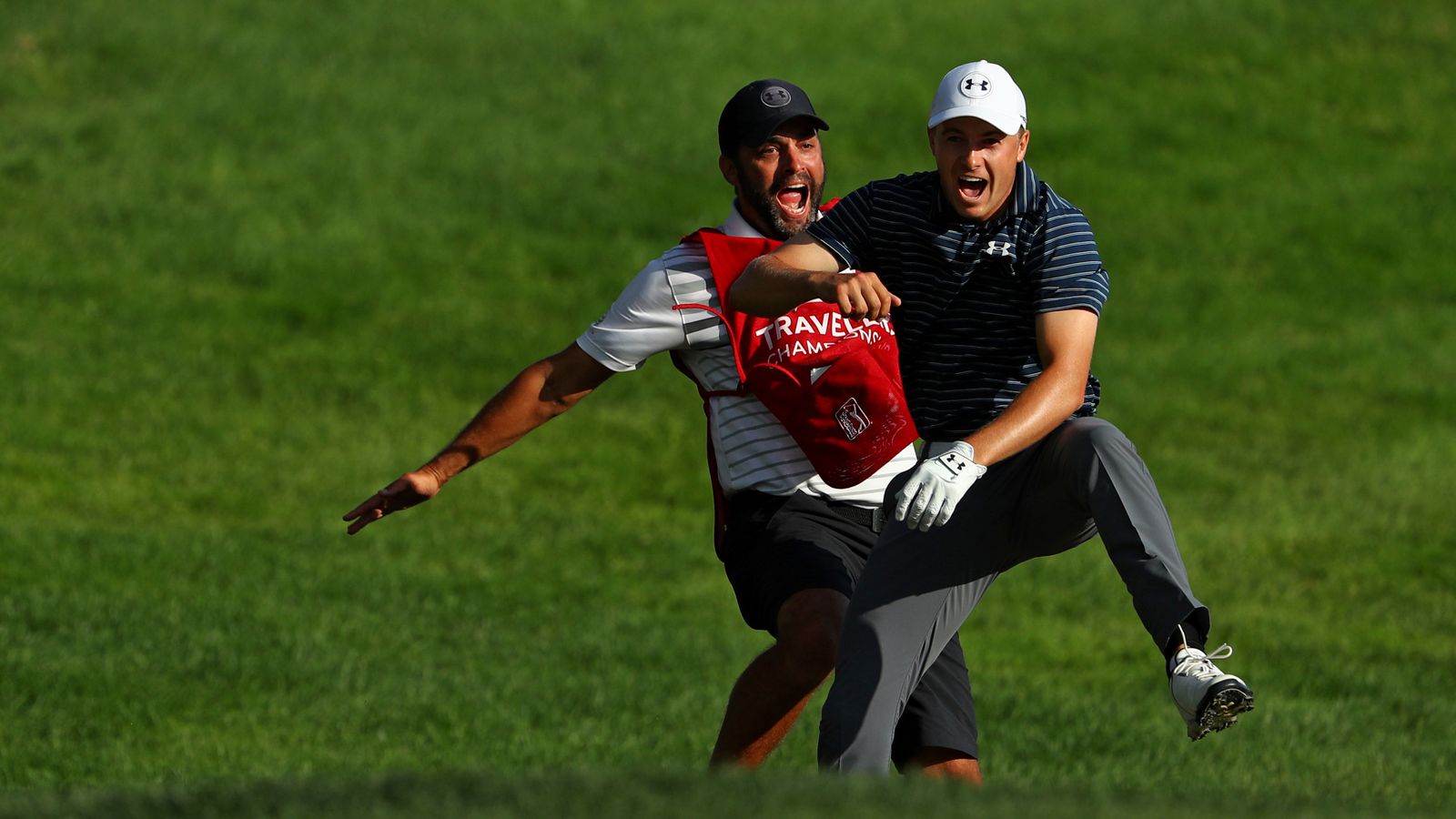 Jordan Spieth celebrates Travelers Championship victory by chest ...