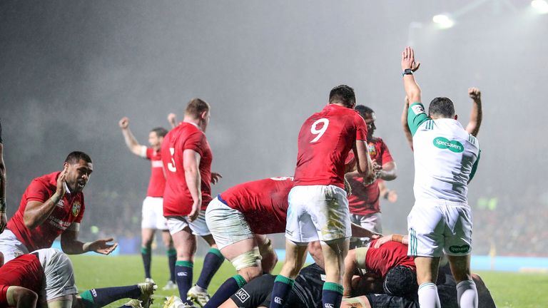 Maro Itoje wrestles his way over for the Lions' second try