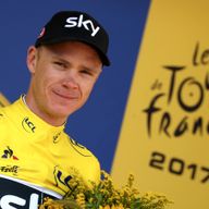 Chris Froome remains 23 seconds ahead of Romain Bardet