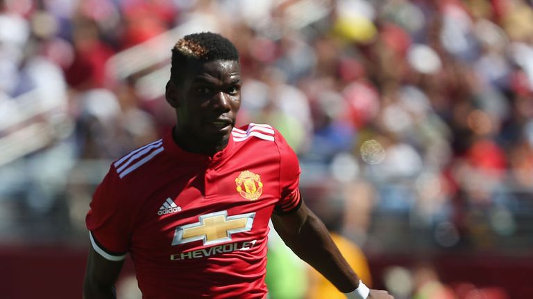 Pogba says he wants Manchester United to return to the team they were 'back in the day'