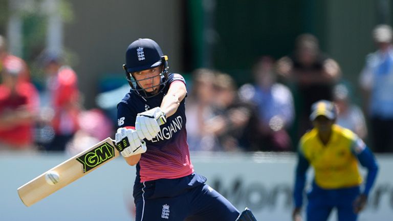 Sarah Taylor helped England Women thrash Sri Lanka by seven wickets at the Women's World Cup