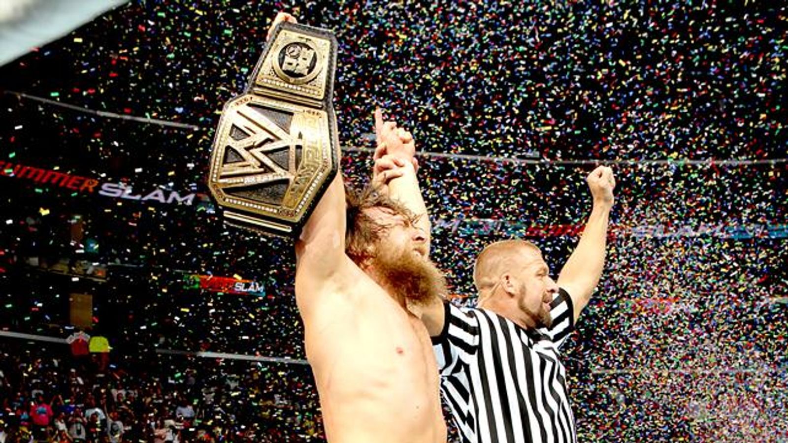 Wrestling home. Daniel Bryan SUMMERSLAM 2013. SUMMERSLAM 2013 John cena Daniel Bryan. Daniel Bryan 2013. WWE Daniel Bryan 2013.