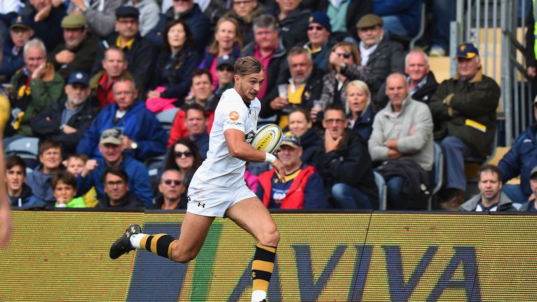 Josh Bassett scores in the second half to seal Wasps' win