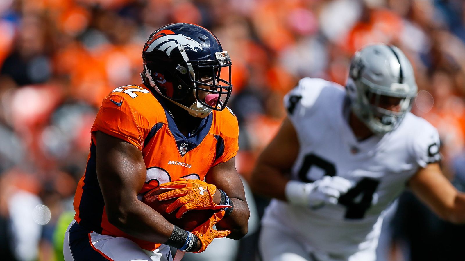 Oakland Raiders 10-16 Denver Broncos: Hosts Win AFC West Divisional ...