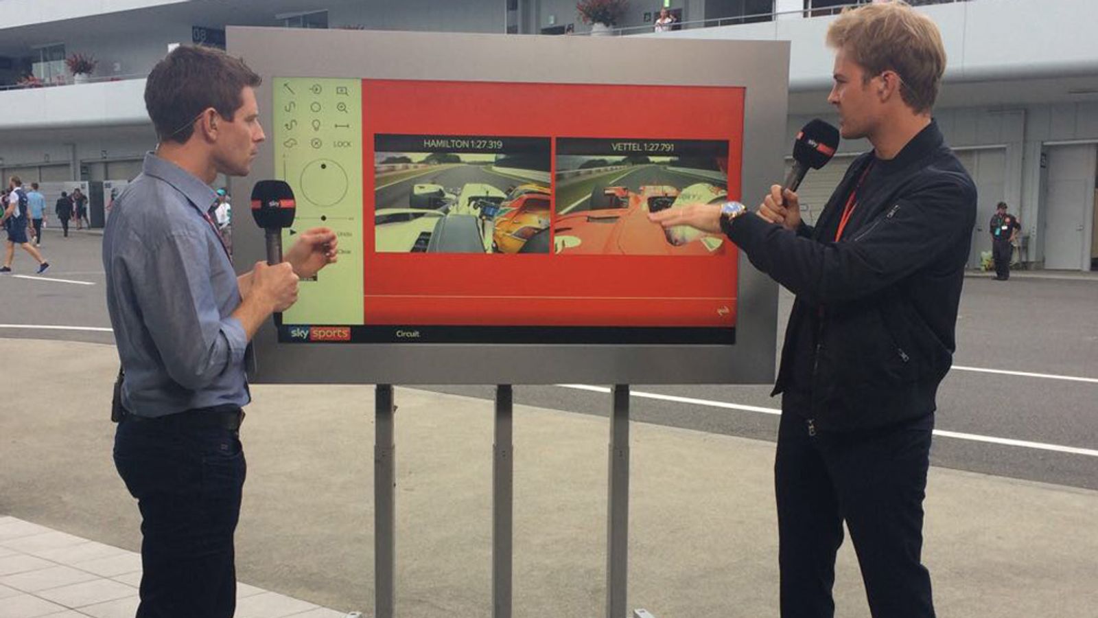 Japanese GP Watch Nico Rosberg analyse Lewis Hamilton's