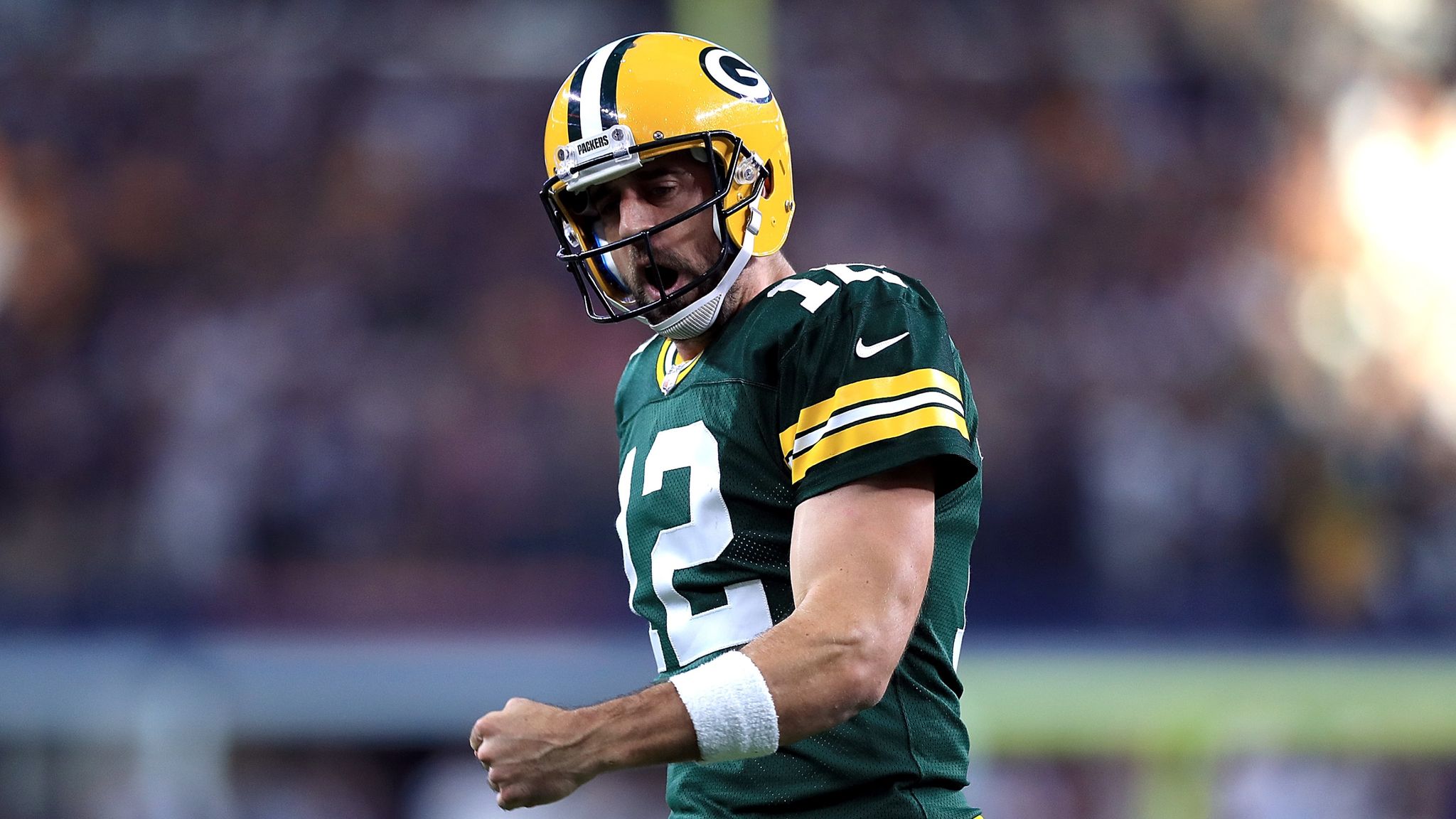 Aaron Rodgers signs $134 million NFL contract, commits to Green Bay