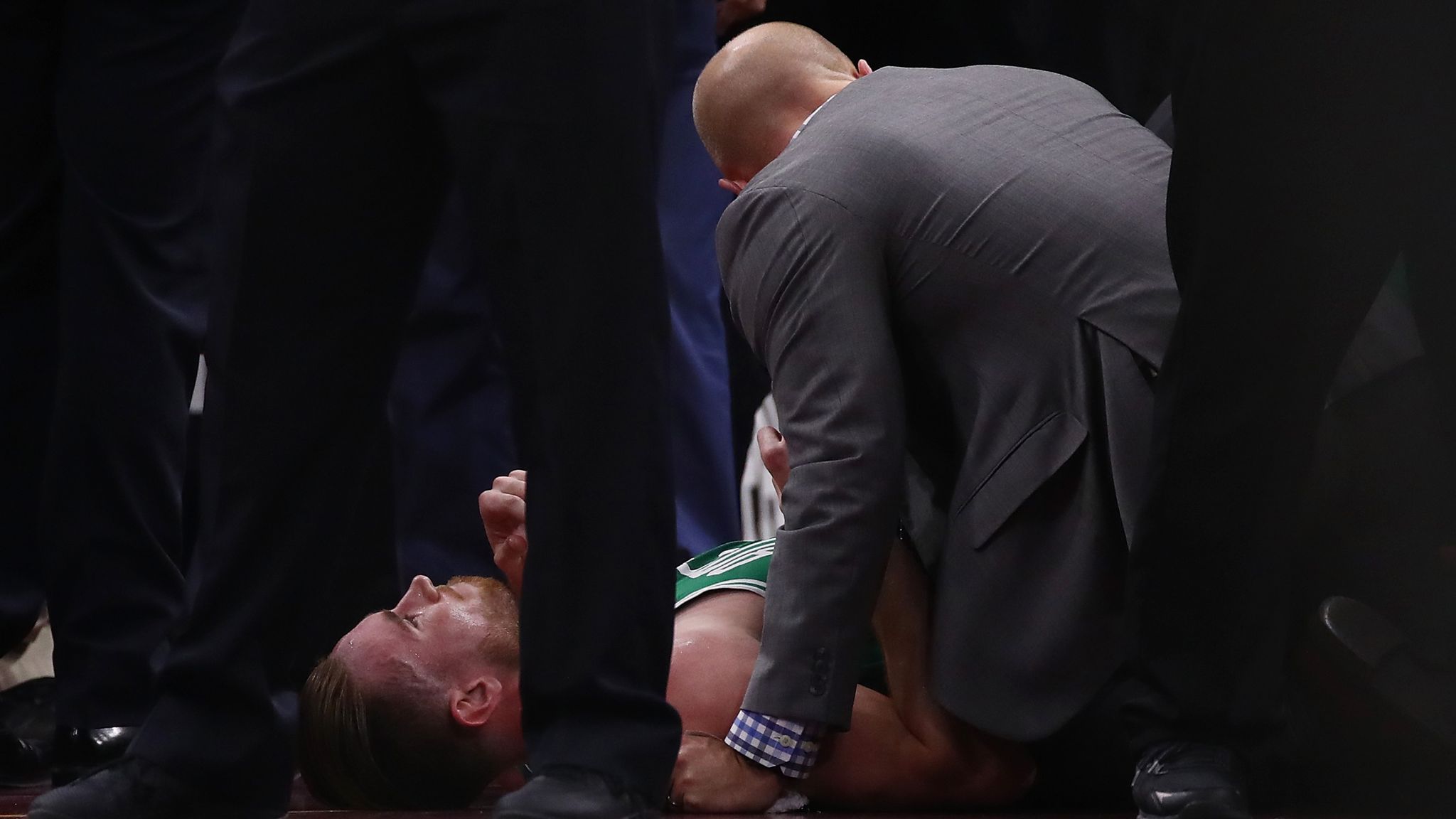 Celtics' Gordon Hayward suffers horrific injury as Cavaliers win