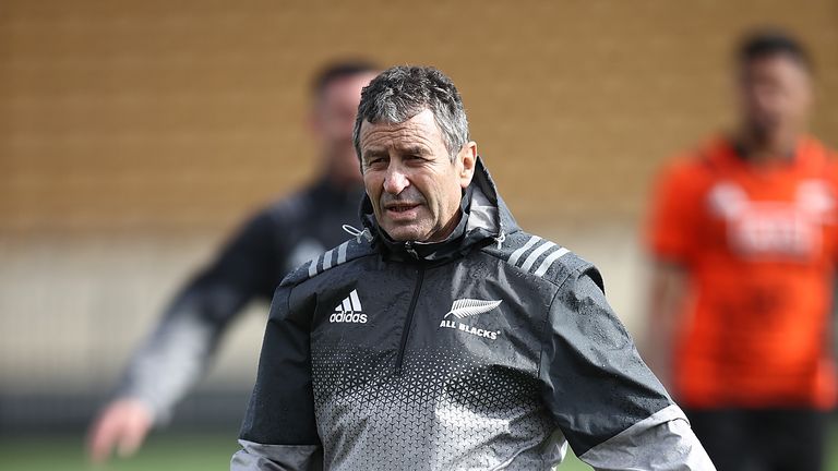 Former All Blacks assistant Wayne Smith has been working with Italy