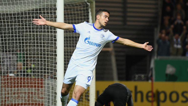 Franco Di Santo netted for Schalke in their win over Augsburg