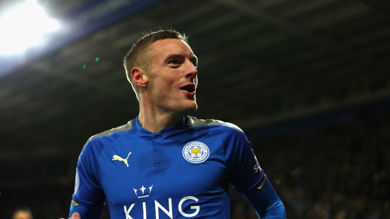 Manchester United have reportedly made a move for Leicester striker Jamie Vardy