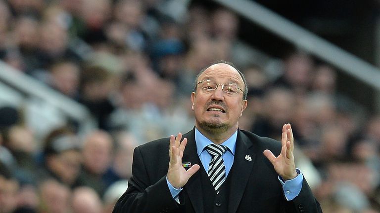 Rafa Benitez needs investment in January, say the pundits