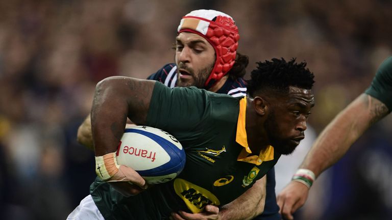 South Africa earned a morale boosting away victory against France in Paris 