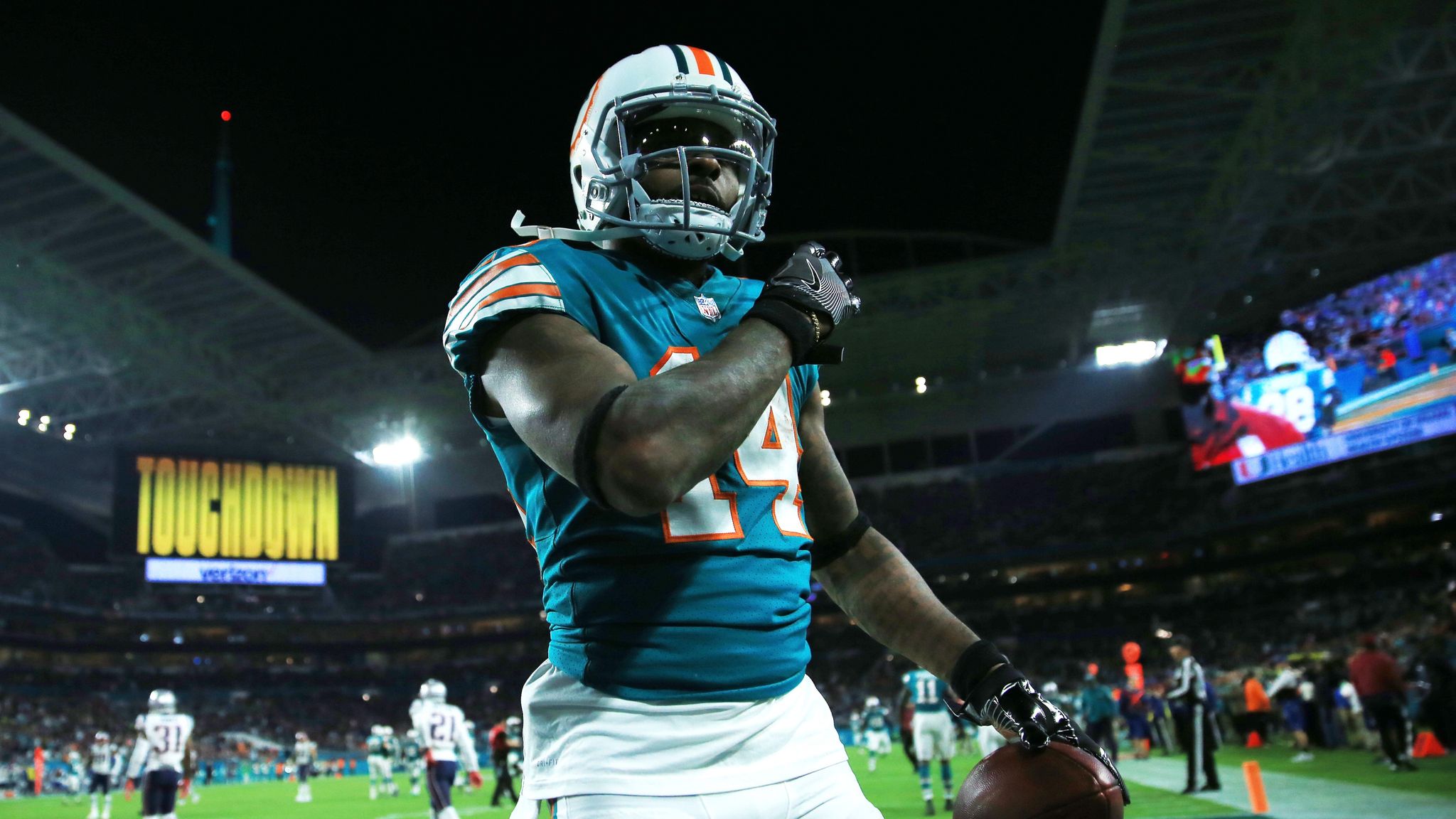 Jarvis Landry placed on franchise tag by Miami Dolphins