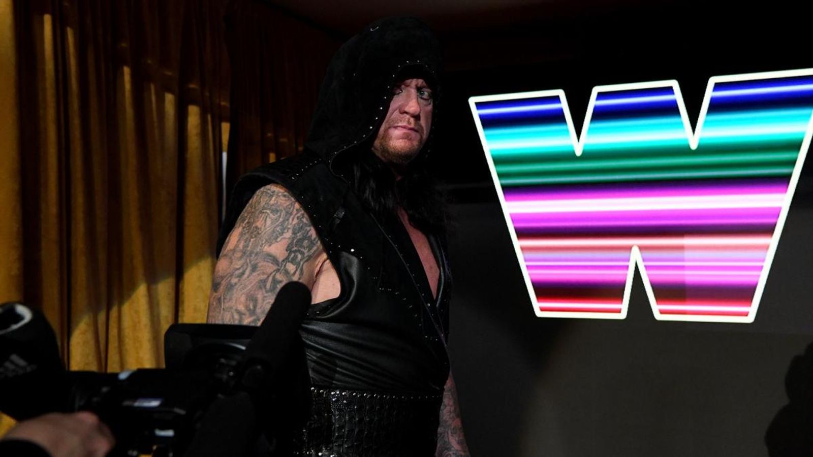 WATCH Undertaker returns to Raw WWE News Sky Sports